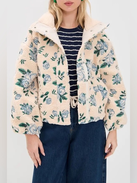 The Tiny Big Sister Jackets & Blazers - The Tiny Big Sister Roses Sherpa Jacket Size M/38
